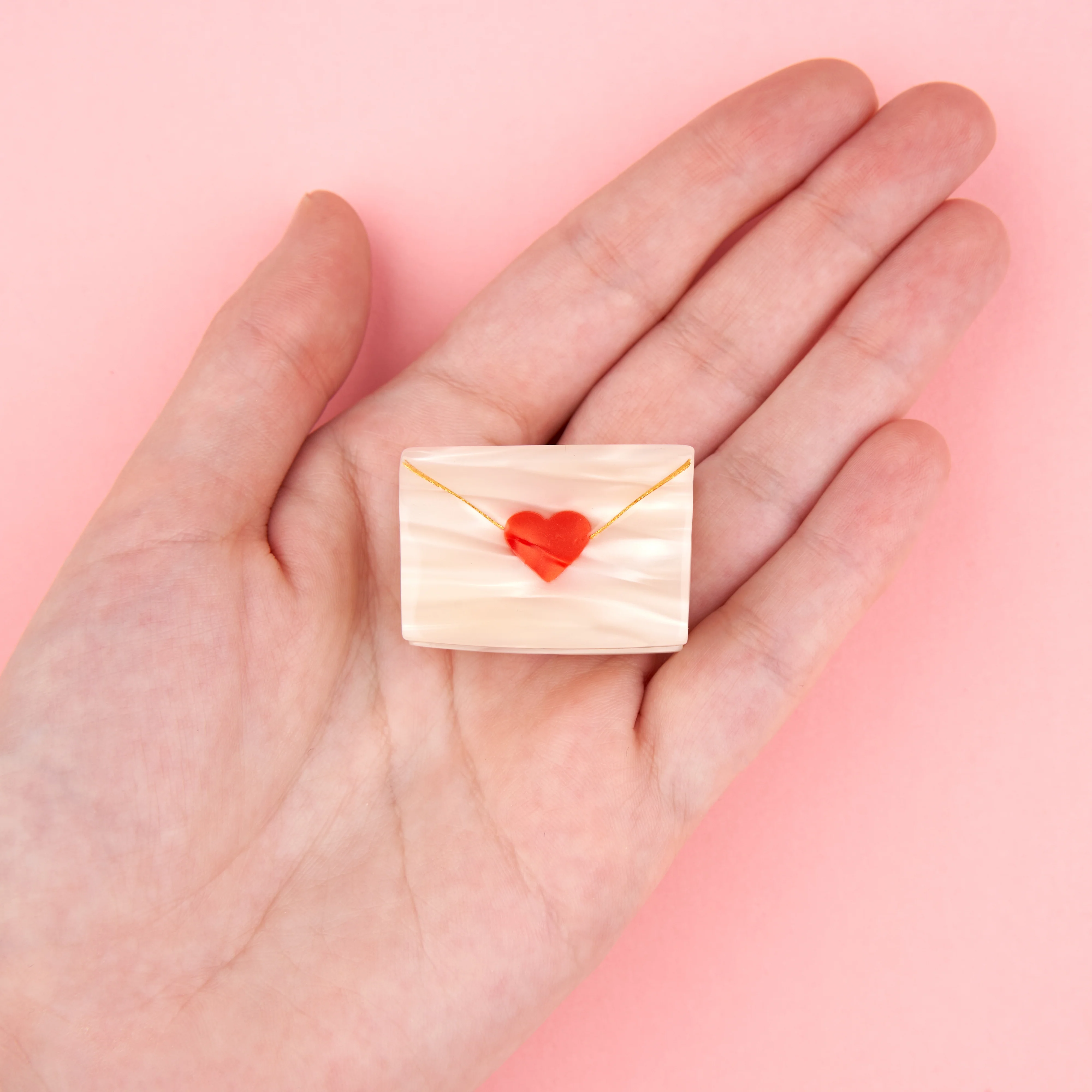 Mini pince à cheveux Lettre d'Amour - Image 3