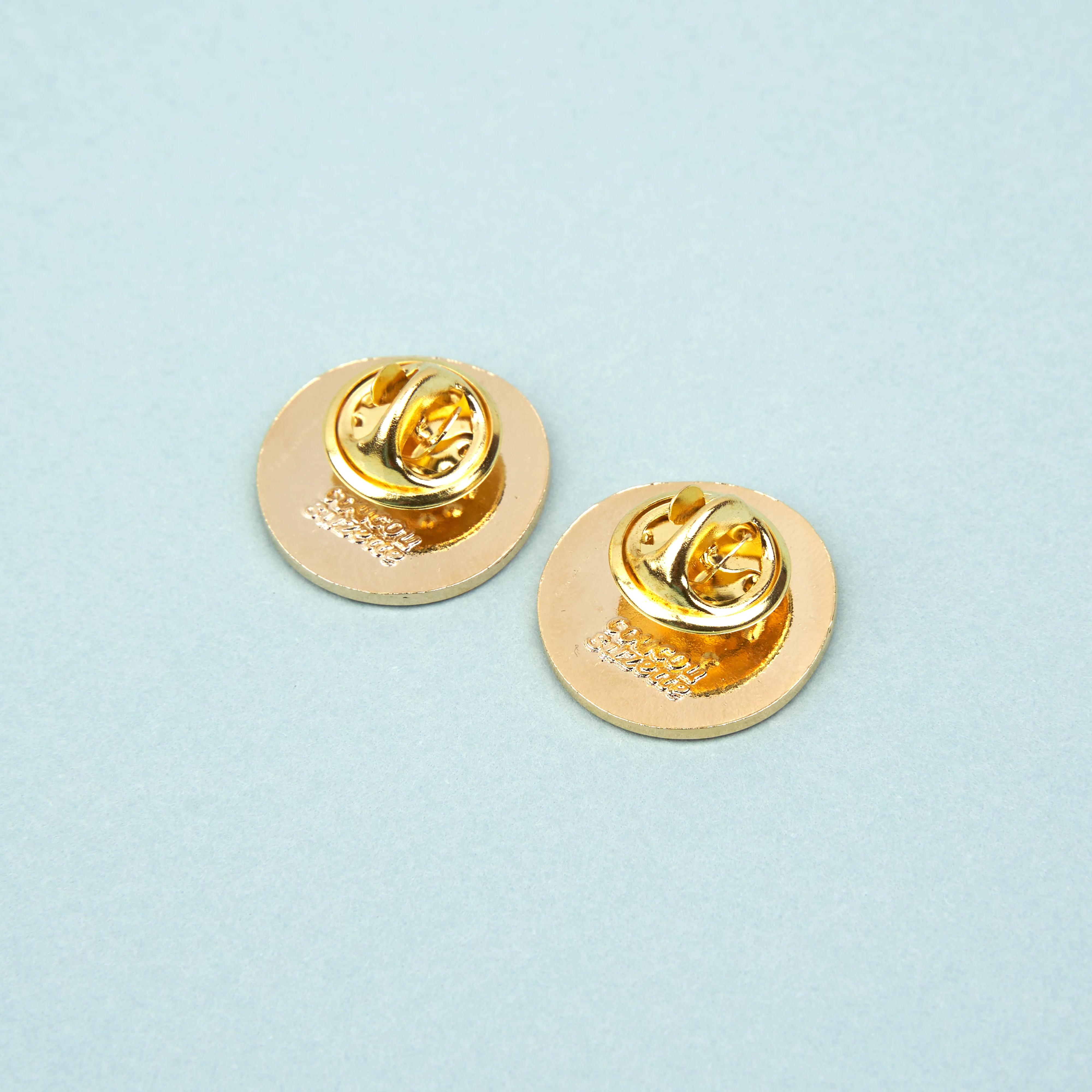 Pin's Seins - Blanc - Image 3